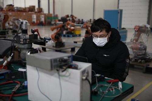 上海高科技企业复工 机器人生产机器人，智能科技助力经济复苏